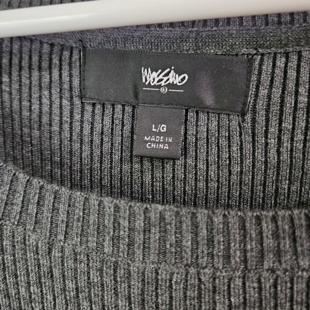 Gray Ribbed Knit Sweater Dress - Picture 4 of 12